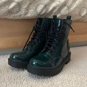 Green combat boot Size 9.5